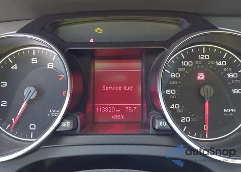 2011 Audi A5 2.0T Premium z USA, uszkodzony, nr VIN WAURFAFRXBA086770